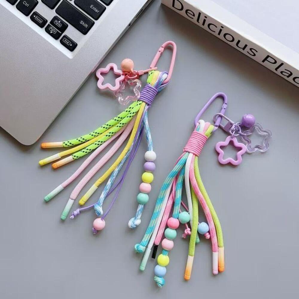 Ciondolo colorato intrecciato  - Phone Accessories For Boys recensione e prezzo